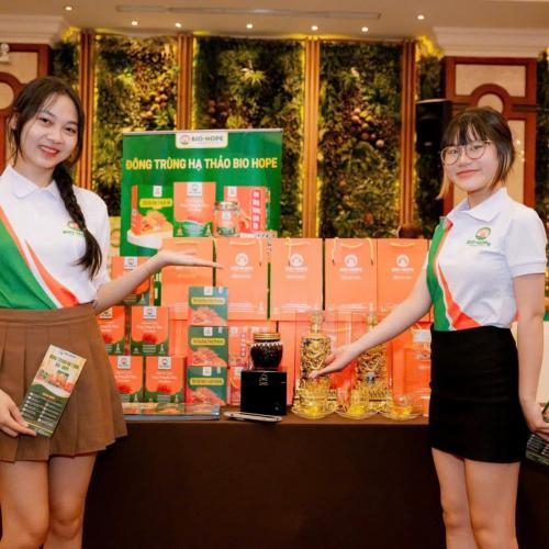 Vu Lan Báo Hiếu – Trao Cha Mẹ Món Quà Sức Khỏe Bền Lâu